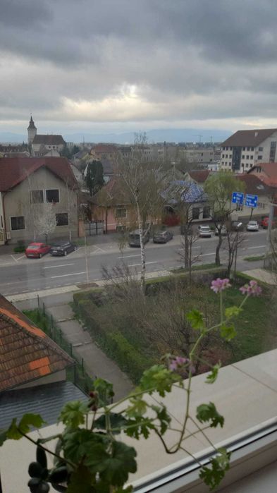 Vand apartament 2 camere in Brasov