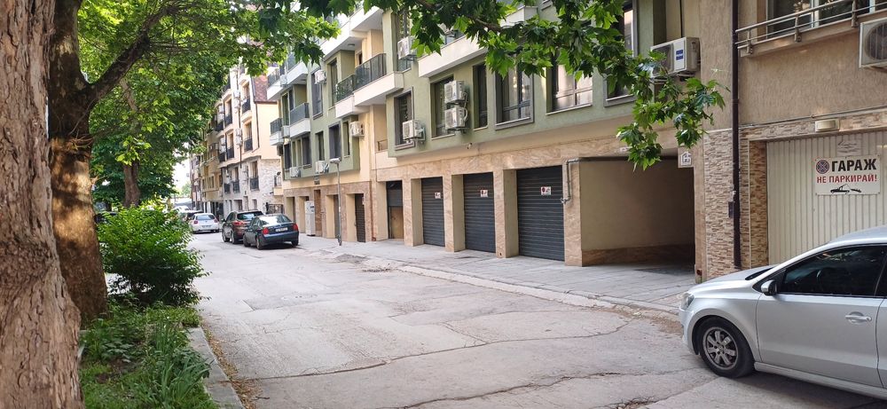 Продава се Гараж / Паркомясто в Варна, Конфуто - 40 кв.м за 4 €/кв.м - Снимка #1