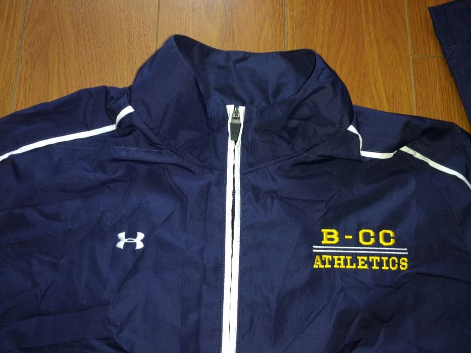 Jachetă damă Under Armour mărimea L