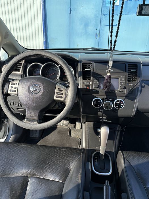 Продам автомашину Ниссан