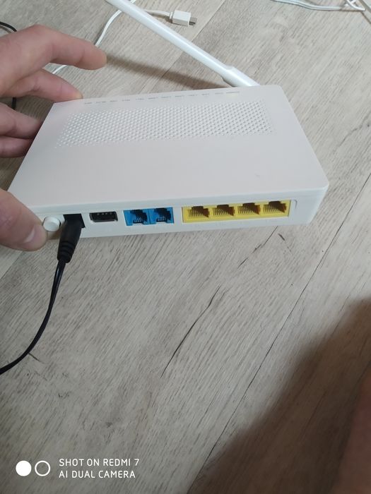 Продам роутер WiFi оптика