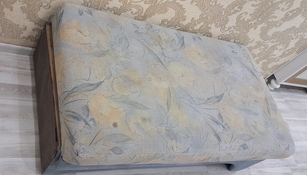 диванчик выдвижной
