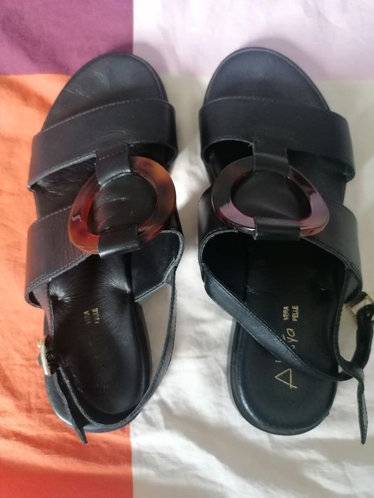Sandale piele mărimea 35