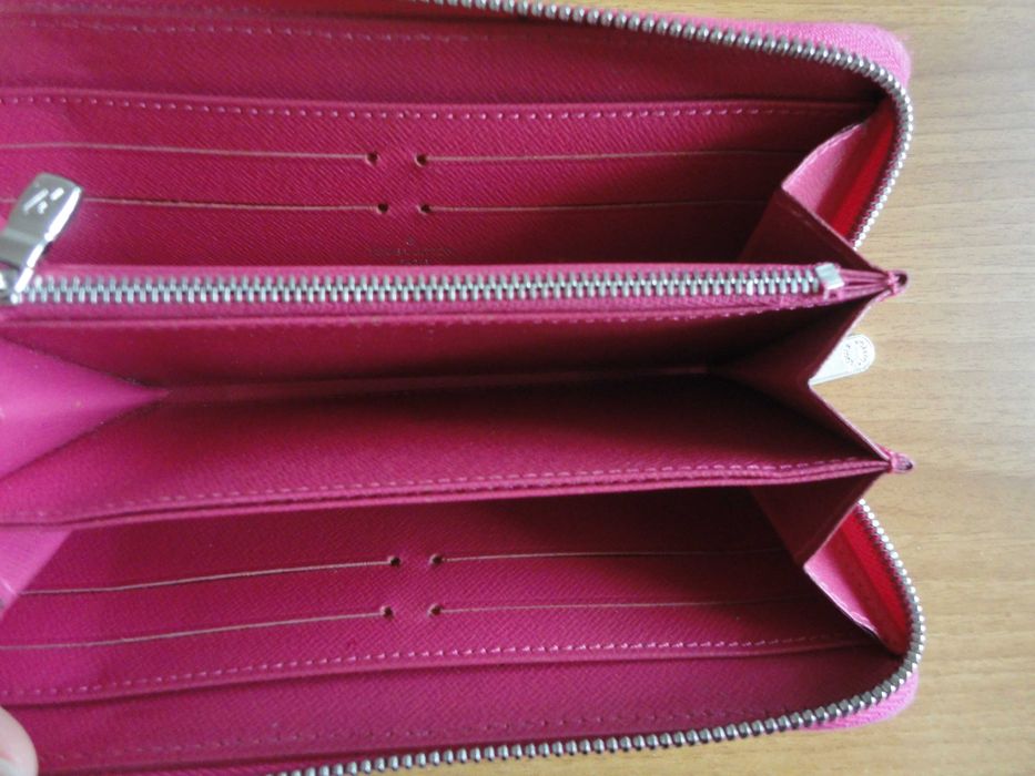 Портфейл*Louis Vuitton