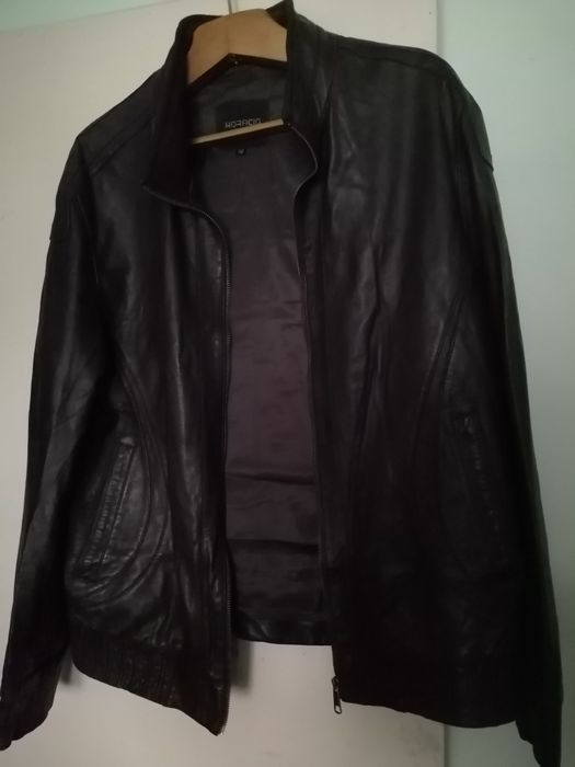 Продам кожаные куртки .