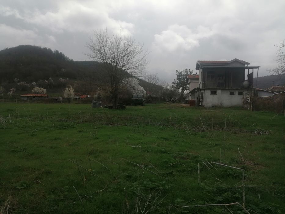 Продава се Къща в с. Сваленик, Област Русе - 300 кв.м за 134 €/кв.м - Снимка #23