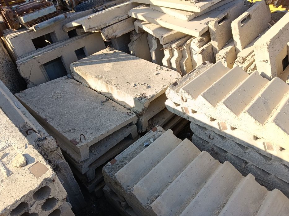 Лестничный марш с площадкой