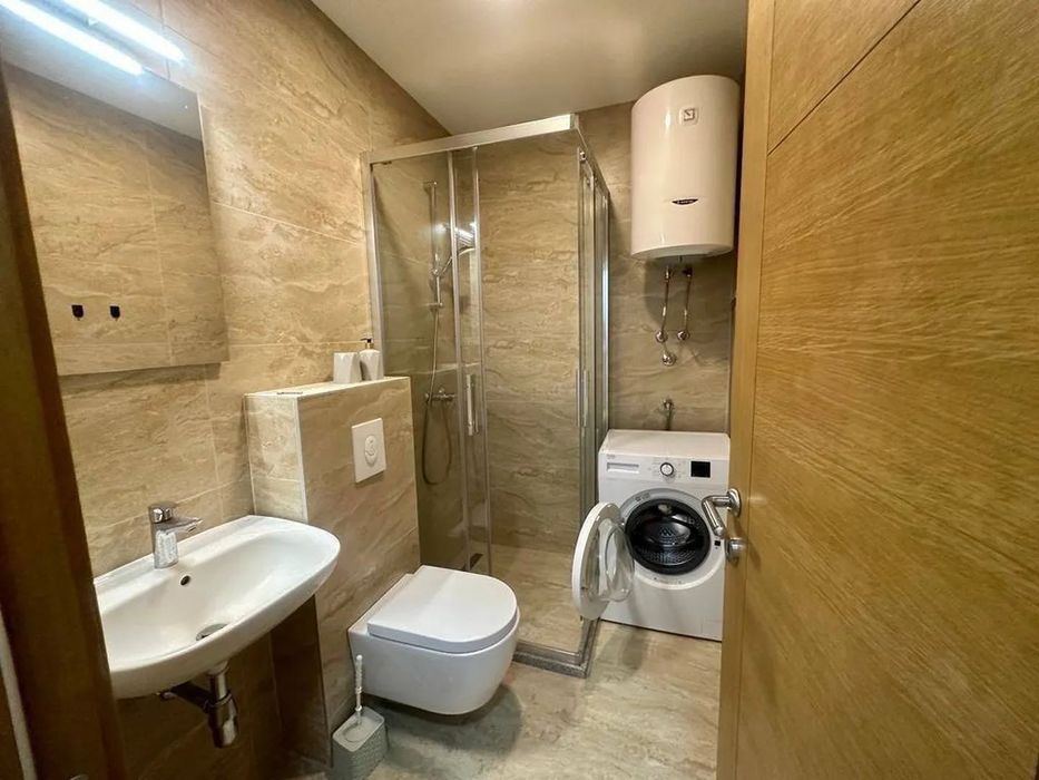 Двустаен апартамент в кв. Малинова долина