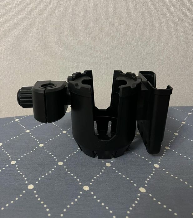 Держатель для телефона и бутылки