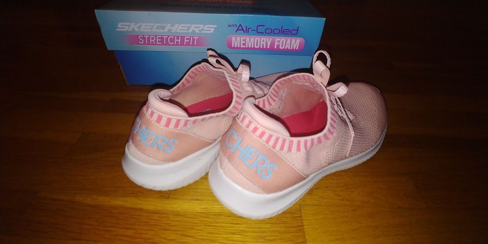 Отлични маратонки, Skechers, номер 37