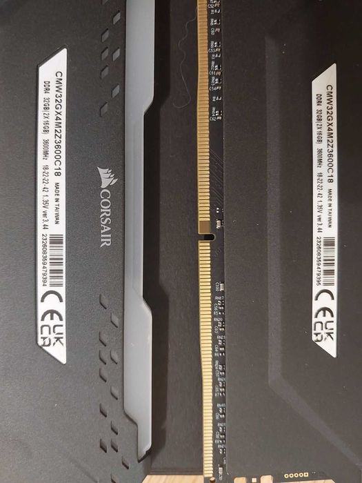 32GB 3600Mhz CL18 - DDR4 RAM памет