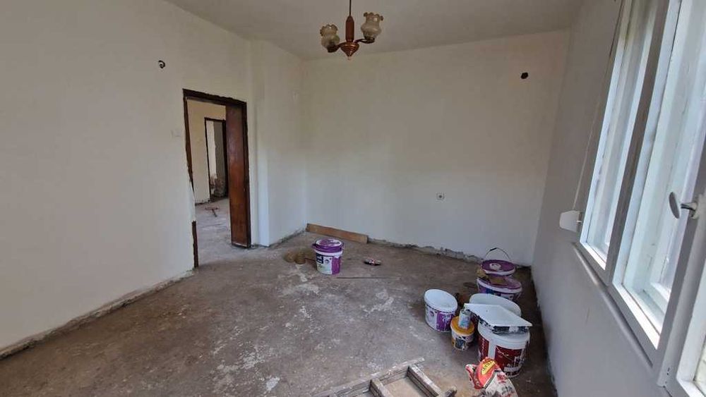 Продава се Многостаен апартамент в Благоевград, Идеален център - 84 кв.м за 1024 €/кв.м - Снимка #1