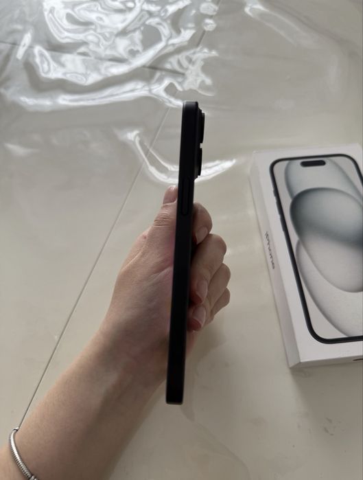 iPhone 15  в идеале