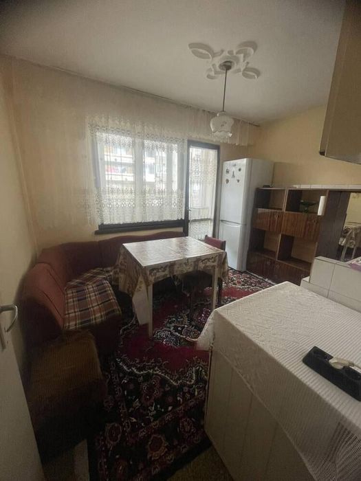 Дава се под наем Четиристаен апартамент в Бургас, Братя Миладинови - 90 кв.м за 408 € - Снимка #3