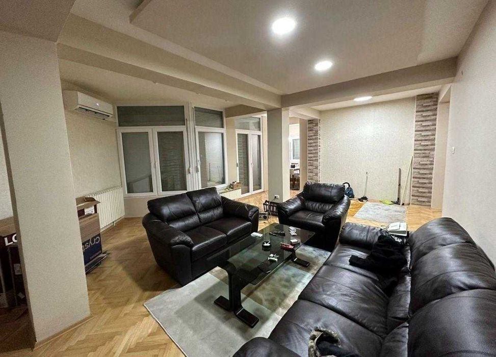 Дава се под наем Двустаен апартамент в Бургас, Зорница - 68 кв.м за 204 € - Снимка #4