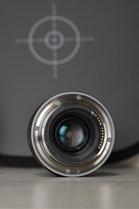 Canon RF 50mm f1.8 STM