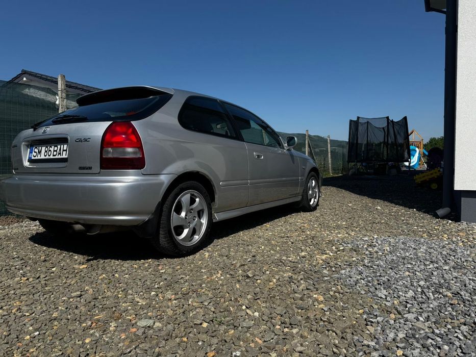 Vând Honda Civic