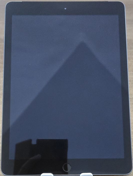 iPad 5th gen 32GB