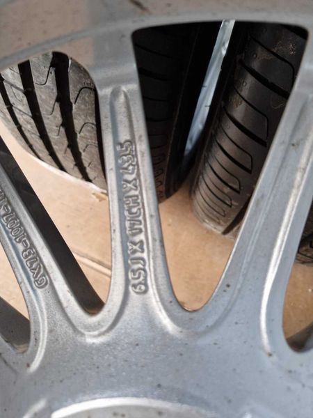 4 броя Гуми с джанти Jaguar 
Pirelli R17 205/55 DOT 1716