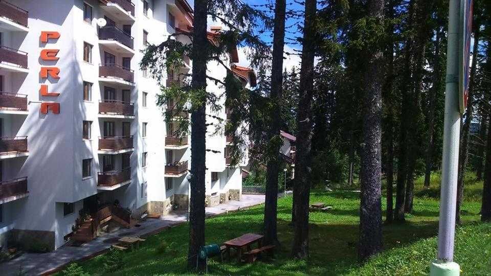 Продава се: Обзаведен апартамент с площ 43 кв.м., ет.1 в к.к Пампорово