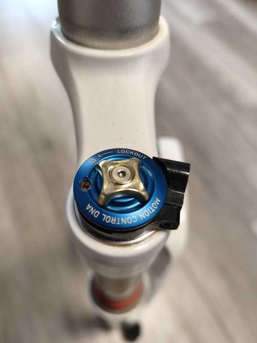 XC вилка Rockshox SID RLT 26"