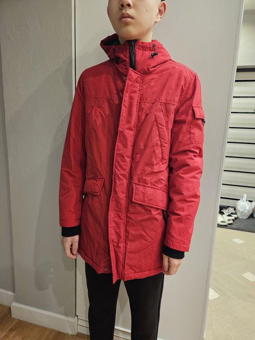 Продам куртку зимнюю б/у