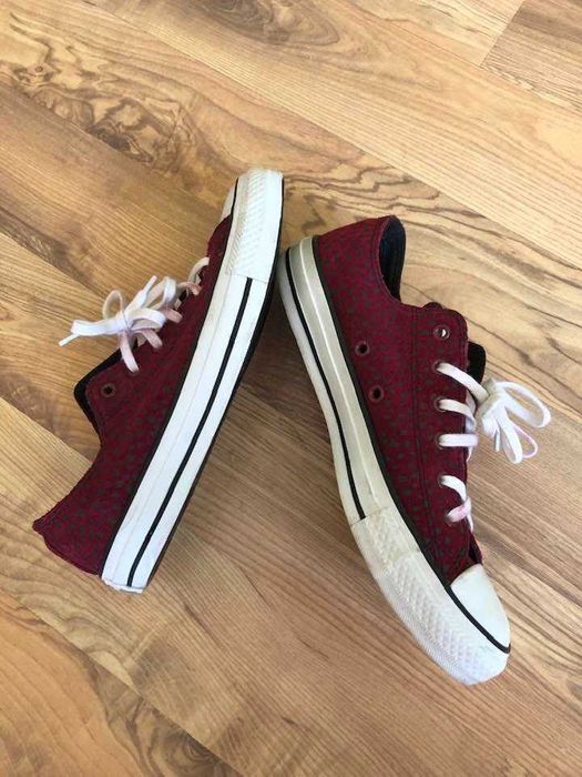 страхотни оригинални Converse