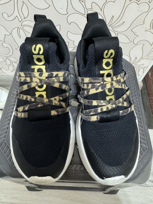 Кроссовки Адидас, размер 31,5, оригинал