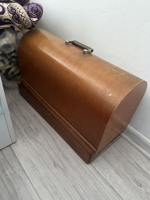 Продам швейную ручную машинку