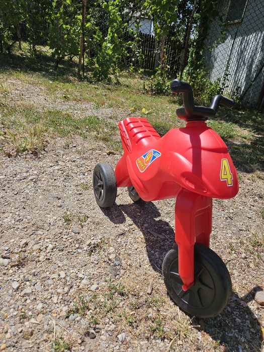 Bicicleta, moto 3 roti