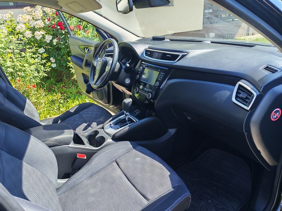 Vând Nissan Qashqai J11