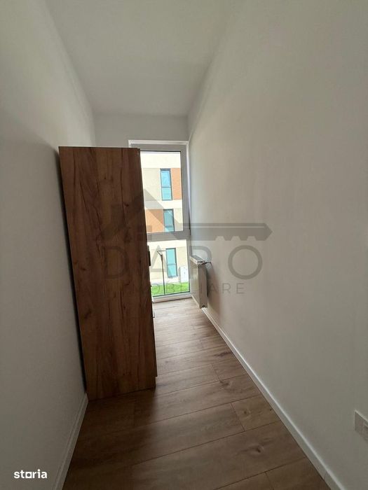 Inchiriez apartament cu 2 camere , bloc nou