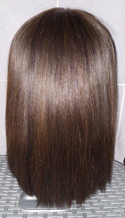 Продам парик из натуральных волос.