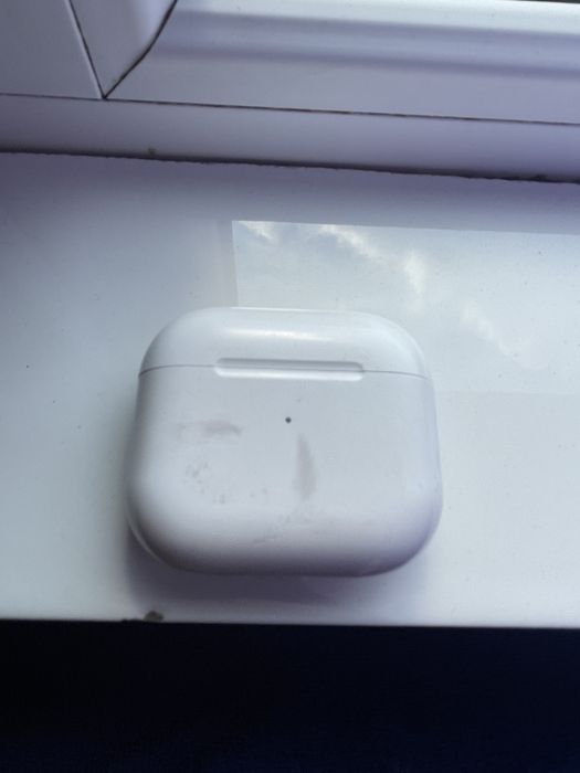 Airpods 3 in stare decenta