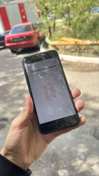 iPhone 7 — 32 ГБ