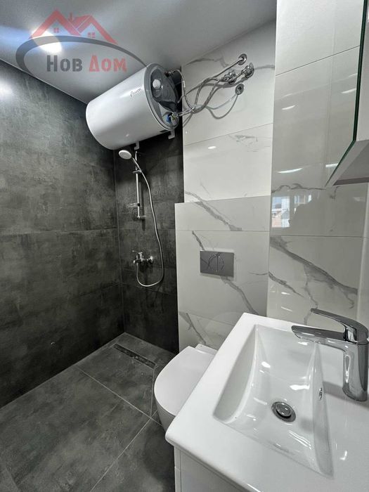 Продава се Двустаен апартамент в Велико Търново, Зона Б - 55 кв.м за 2091 €/кв.м - Снимка #12