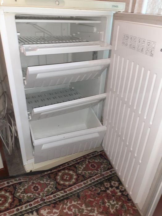 Продаю  морозильную  камеру