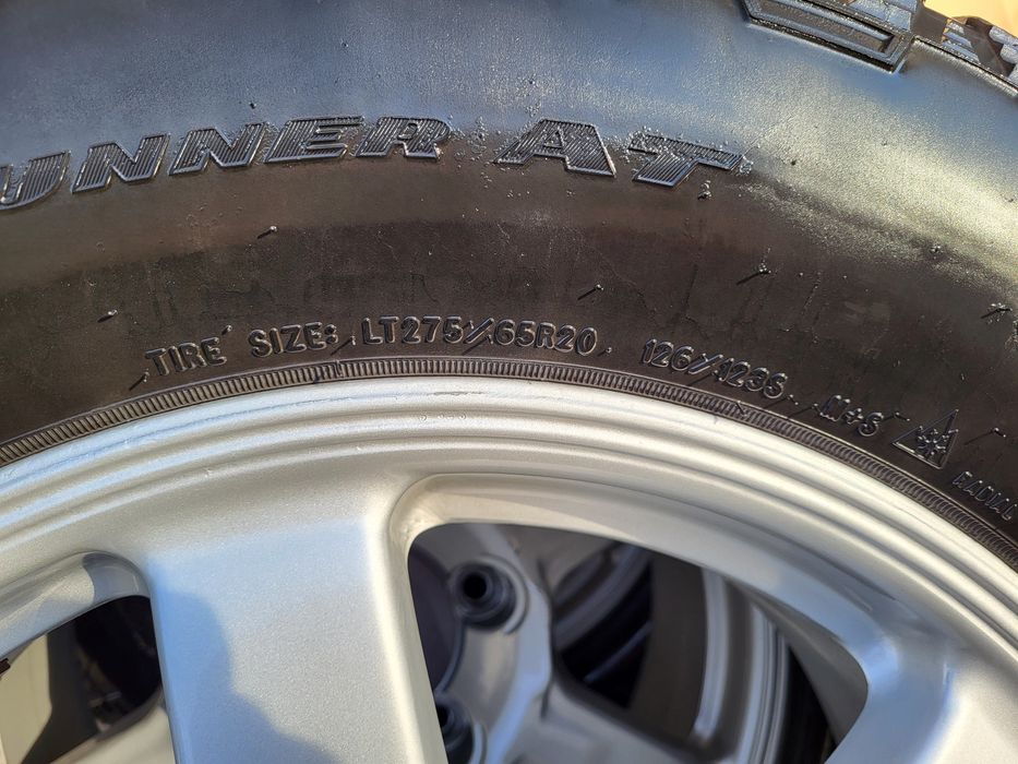 Джанти със гуми за Тойота tundra I seguoa  5х150