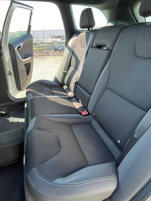 Volvo XC 60 / 2014 / Motorizare 2.4 / 181 cp / 4X4