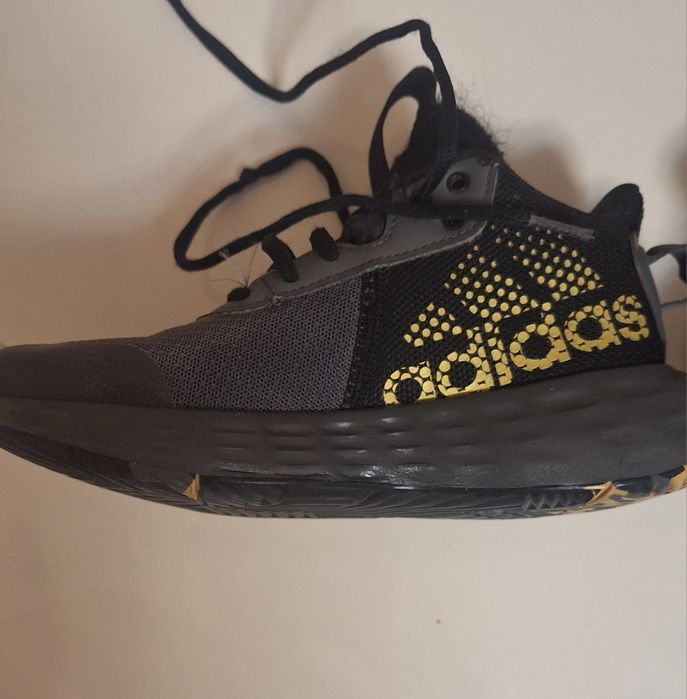 Маратонки Адидас