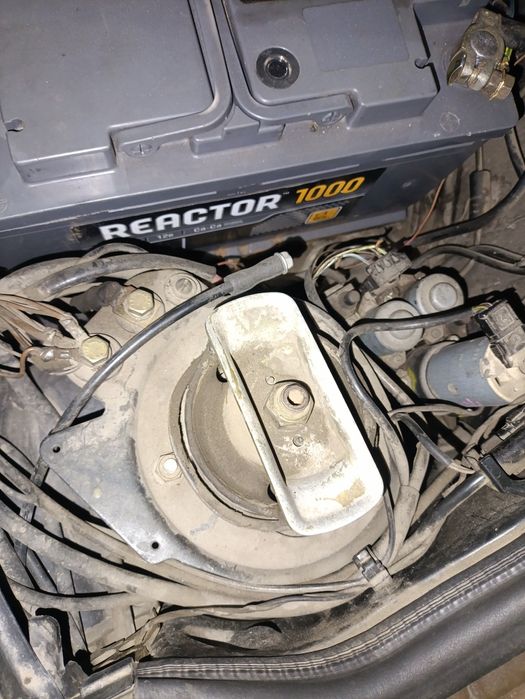 Мерседес 124 250