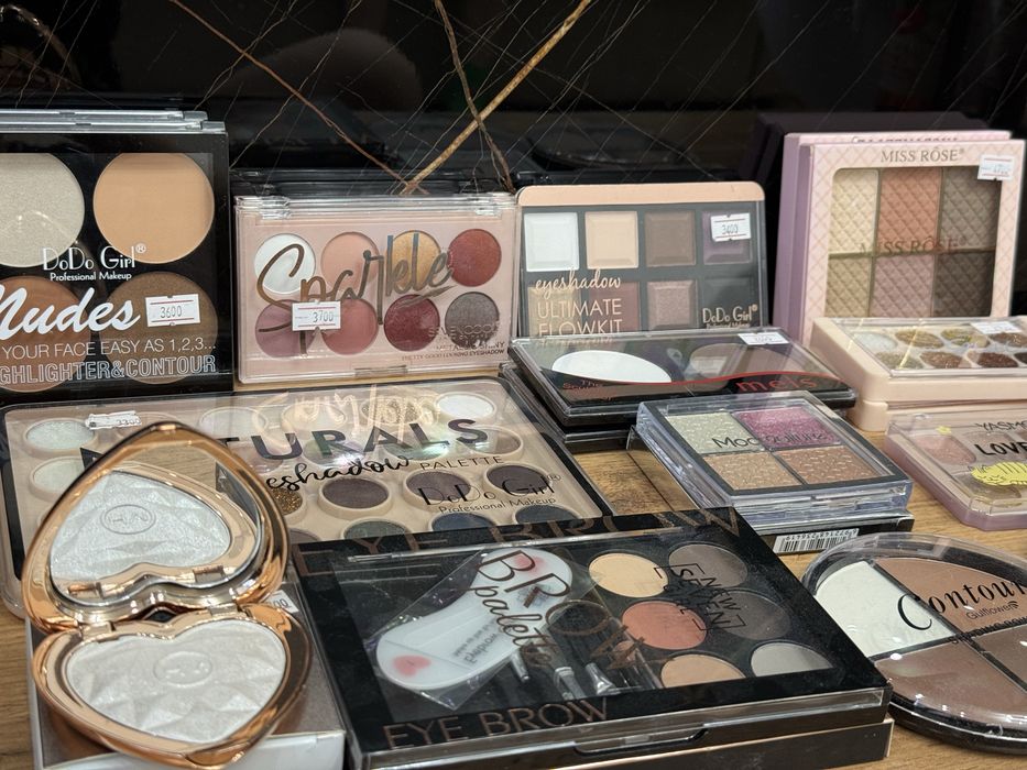 Продается новая косметика