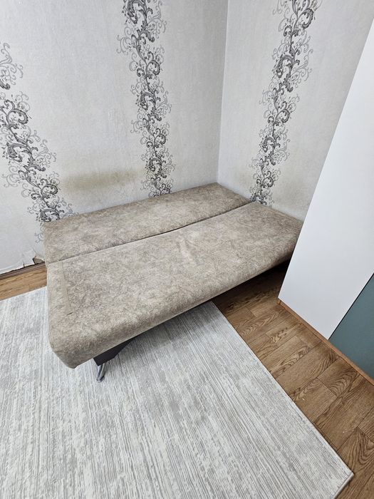 Продам диван в хорошем состоянии