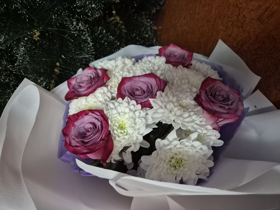 Роза фиолет и розовый