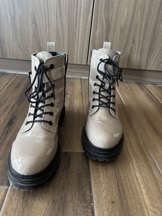 Зимни дамски боти, размер 41