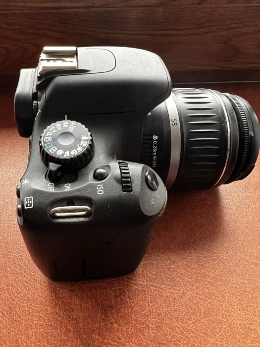 Canon eos 550D + obiectiv canon 18-55mm