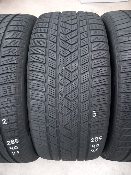 285/40/21 109V 4бр.PIRELLI WINTER SCORPION- Неразличими от НОВИ