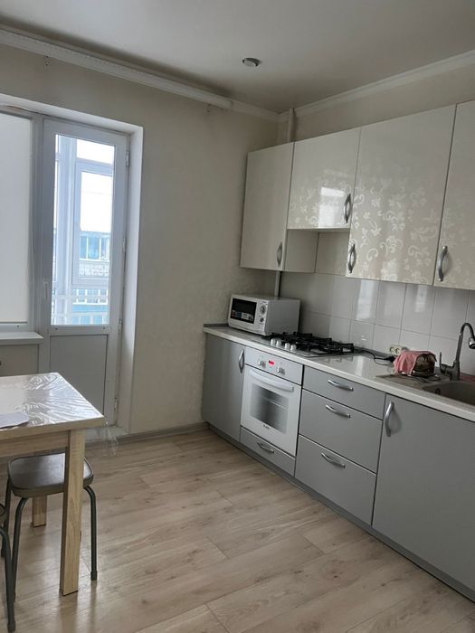 продается 1 комн квартира