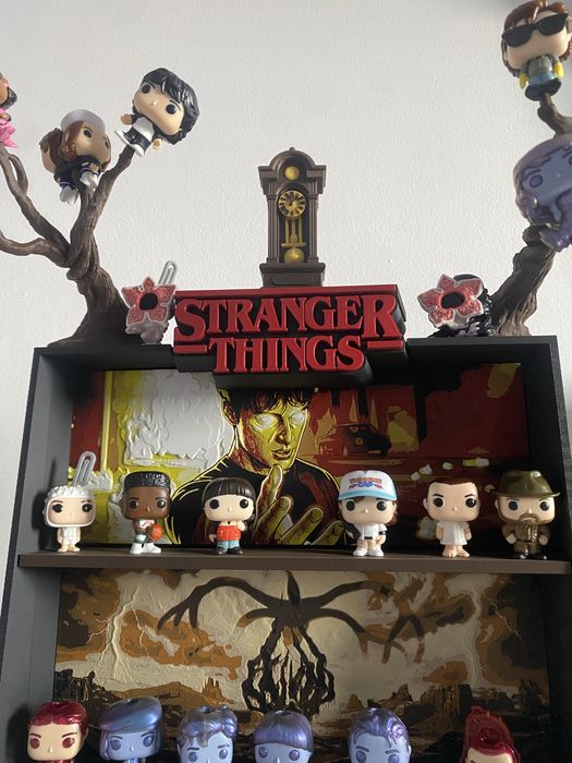 Suport etajera stand figurine Stranger Things kinder will