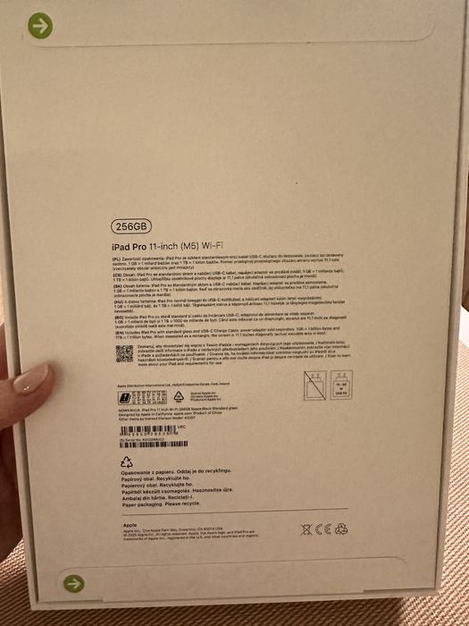 Ipad pro 11 cu husa si pencil pro